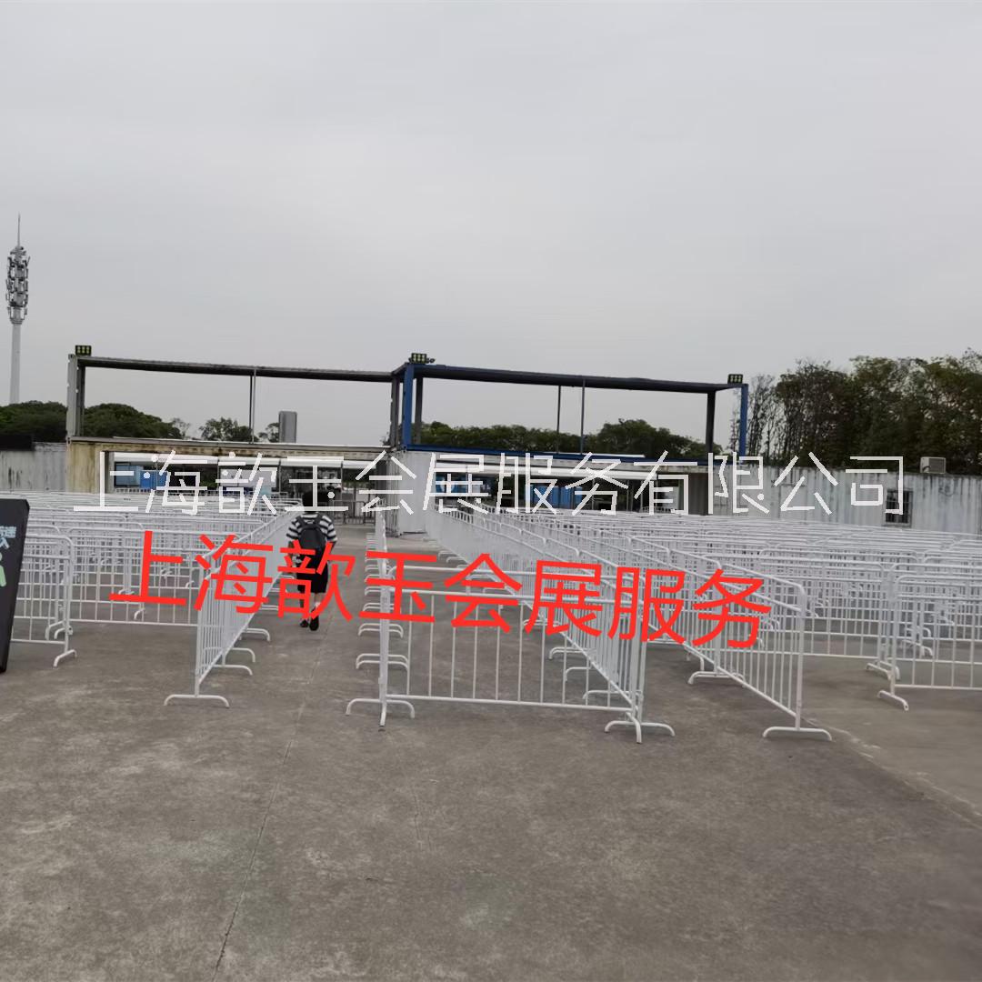 江苏核酸检测排队铁马租赁道路隔离图片