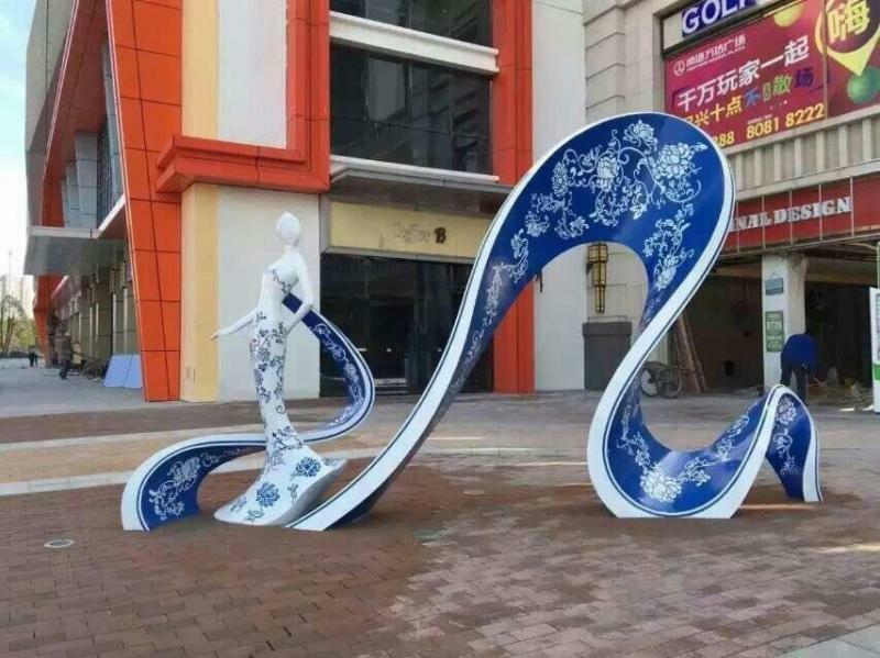 济南市玻璃钢雕塑厂家厂家山东济南玻璃钢雕塑厂家