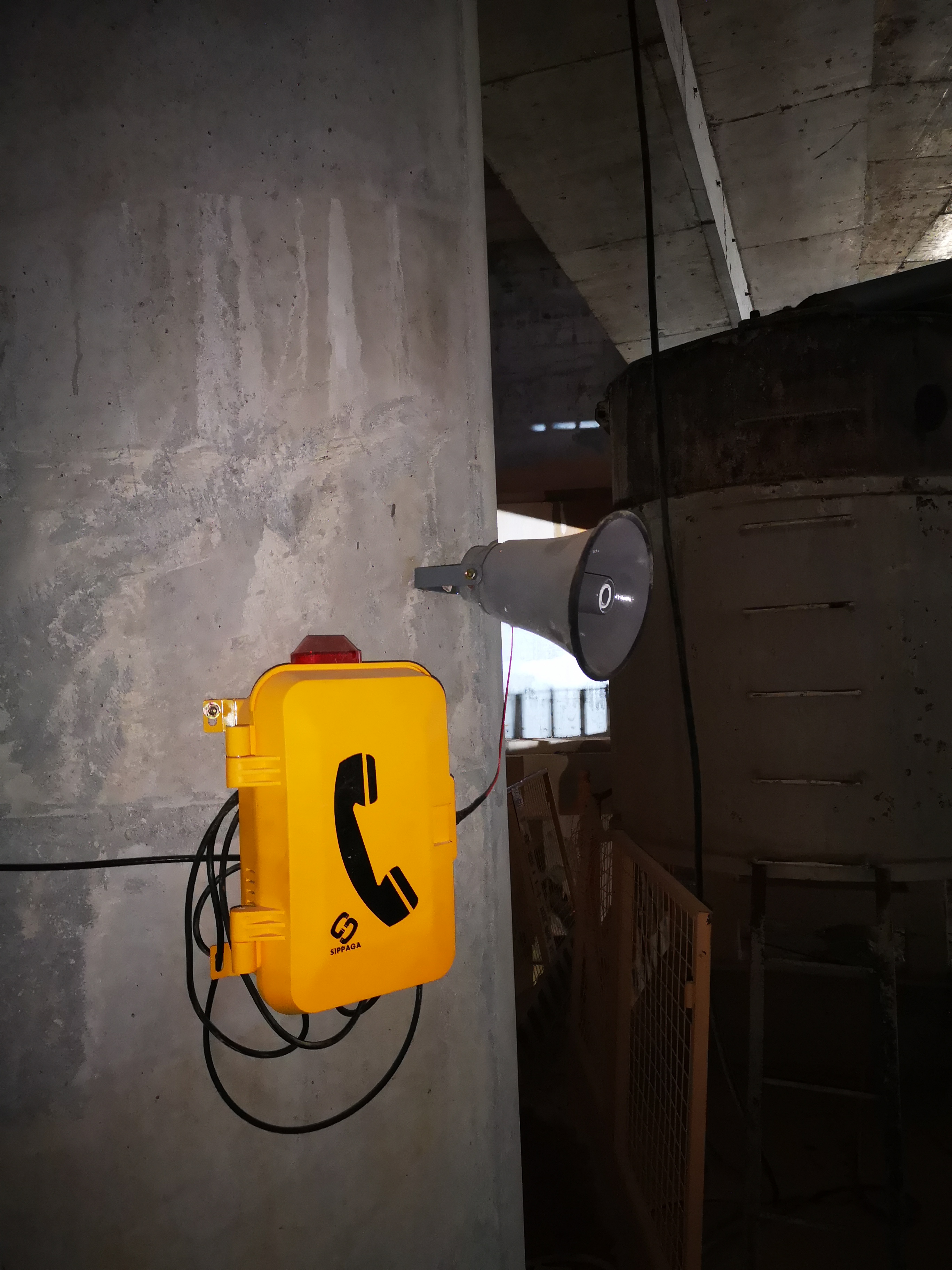 土建施工高噪音潮湿环境通讯方案 防水型工业抗噪扩音广播对讲系统