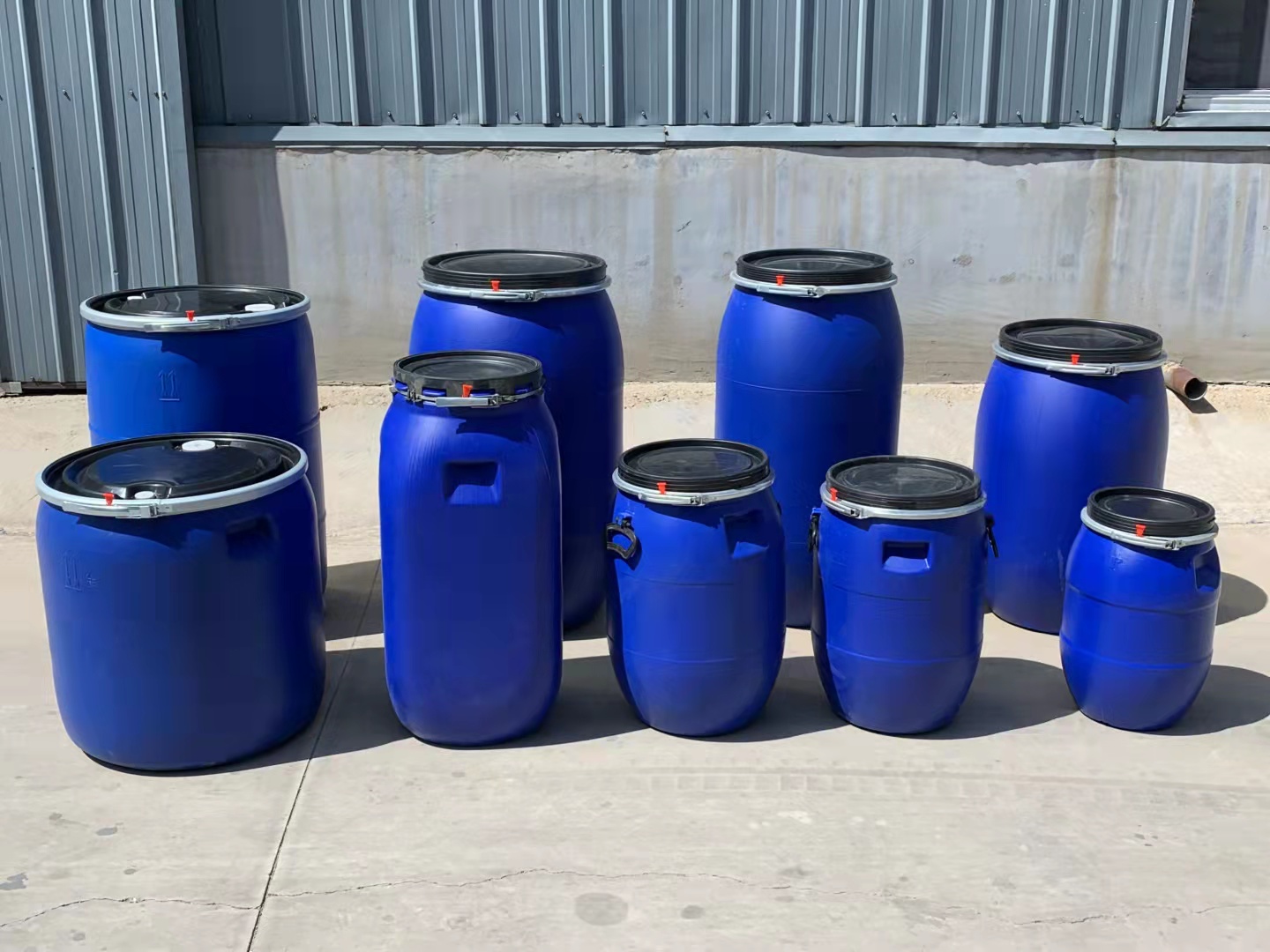 厂家供应蓝色120kg塑料桶包装桶化工水桶油桶圆桶,质量有保证