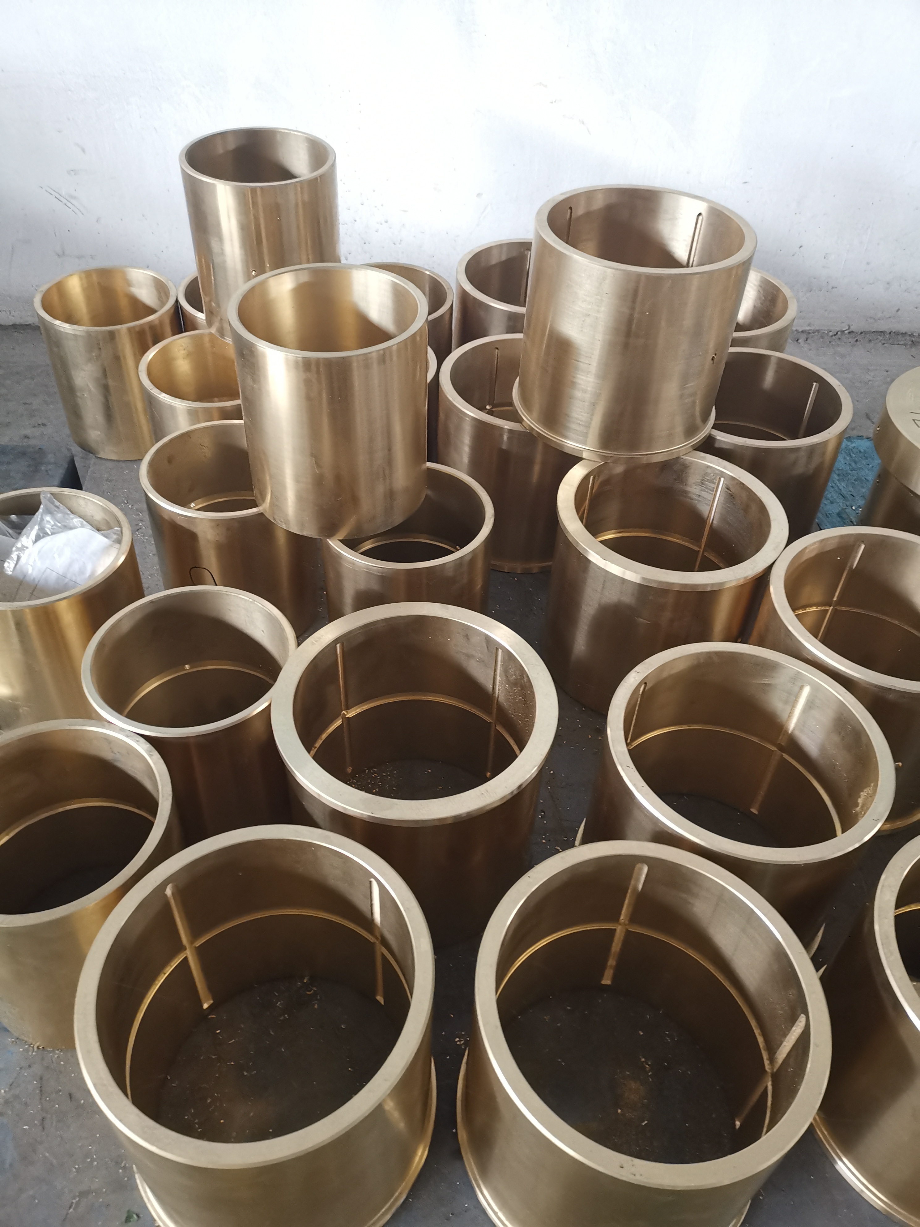 铜套厂家生产工程机械用液压油缸铜套石墨铜套