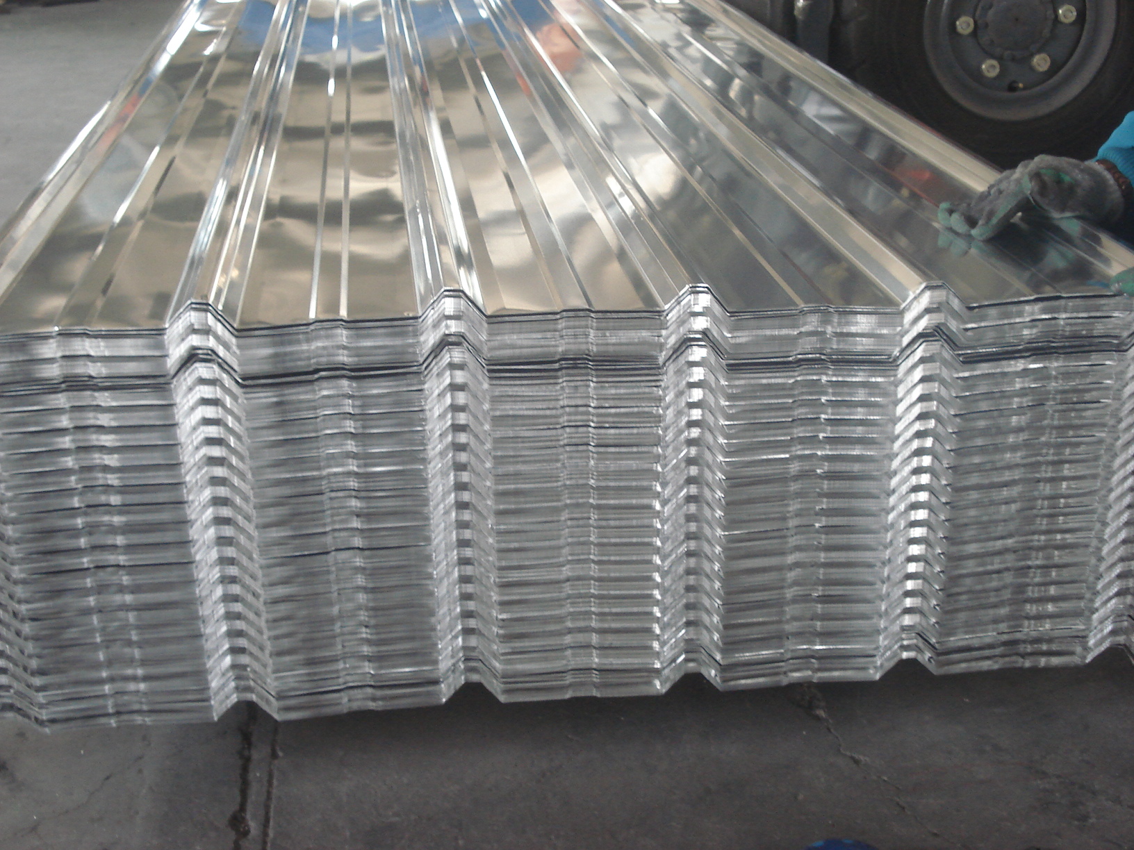 铝瓦瓦楞铝板压型铝板750压型板850波纹板900型瓦楞铝板
