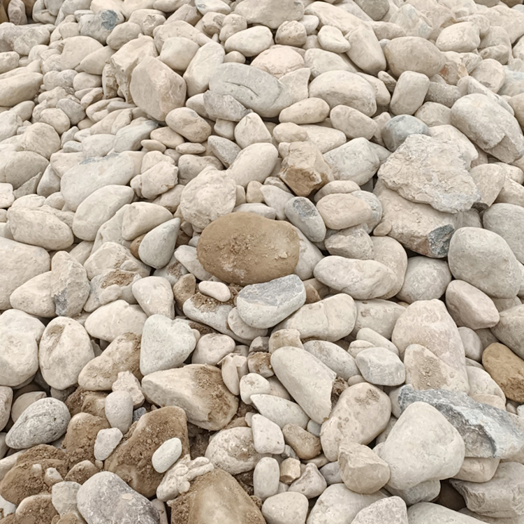 景观石原产鹅卵石 人工水系铺设 雨花石 水冲石 铺路石图片