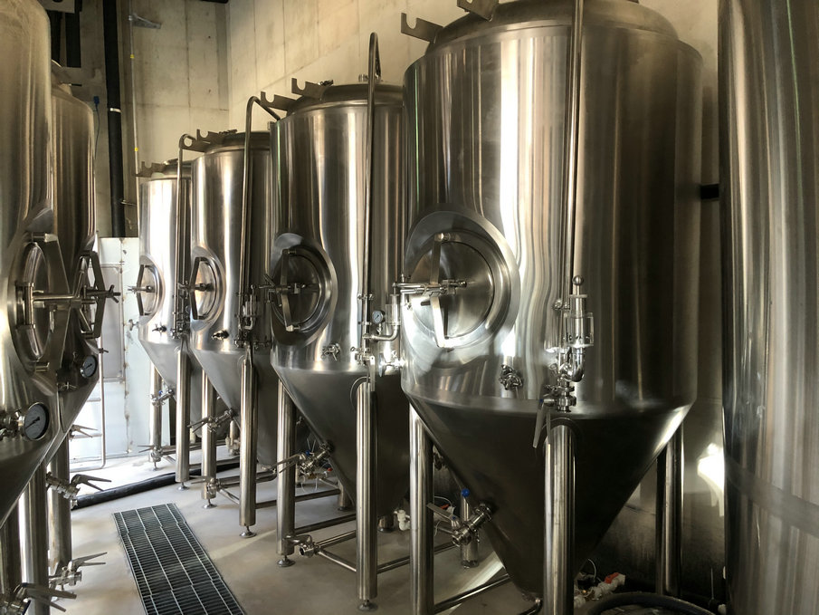 山东豪鲁中小型啤酒设备生产厂家