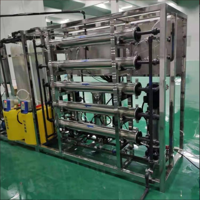 鲁天沃矿泉水设备定制 水处理工程桶装水设备公司一体化净水器生产厂家