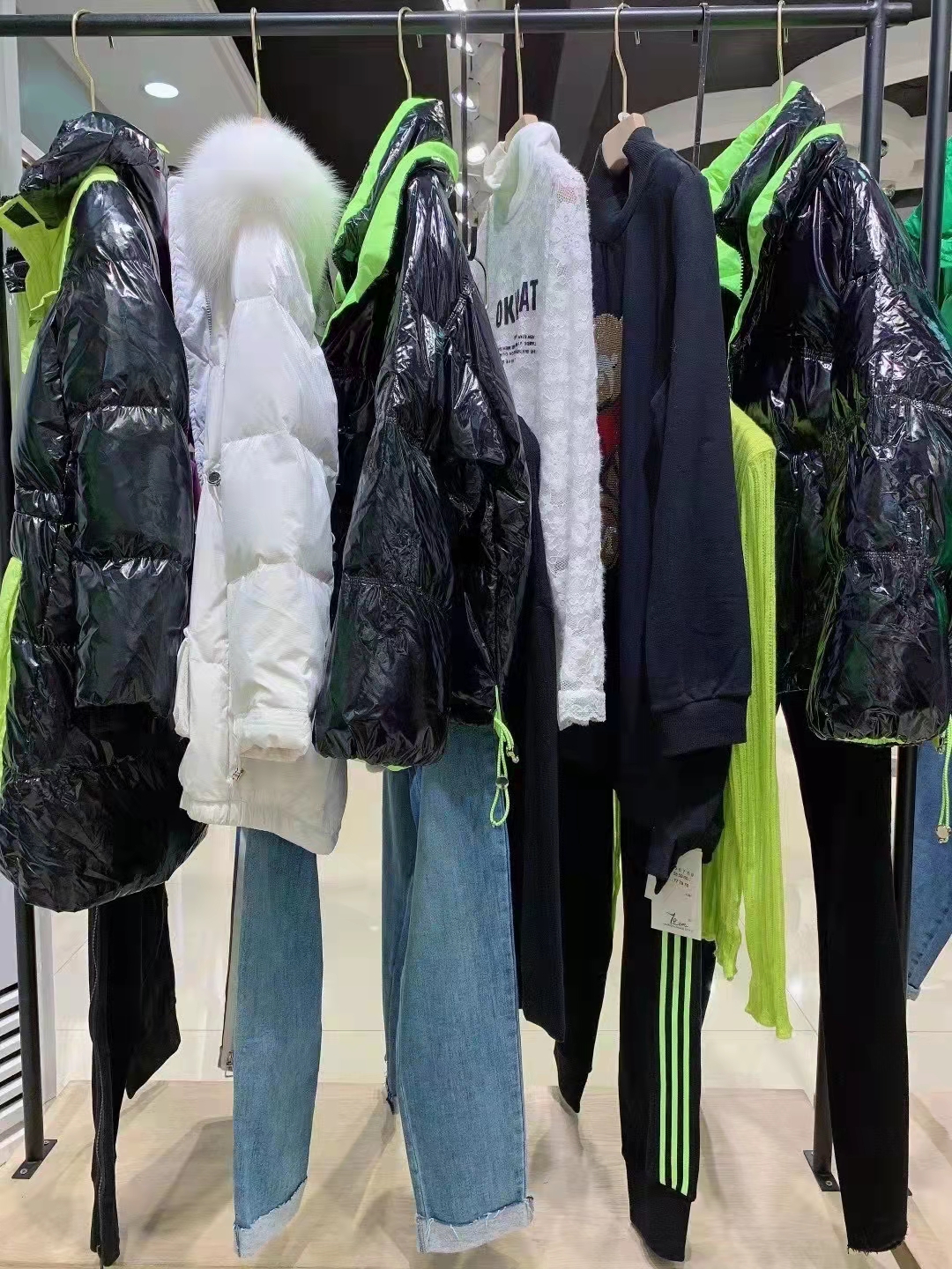 香港一二线品牌时风国际2021冬品牌折扣女装尾货一手货源直销