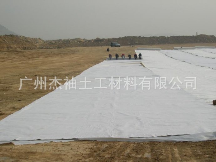 新疆膨润土防水毯价格 4800克膨润土防水毯厂家出售