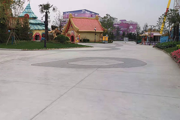 主题乐园推荐铺装材料 彩色洗砂地坪