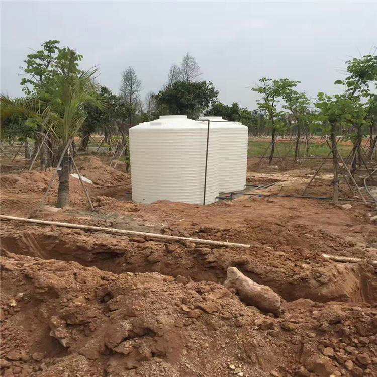 山地农用灌溉水箱塑料圆形水箱10吨塑胶大桶