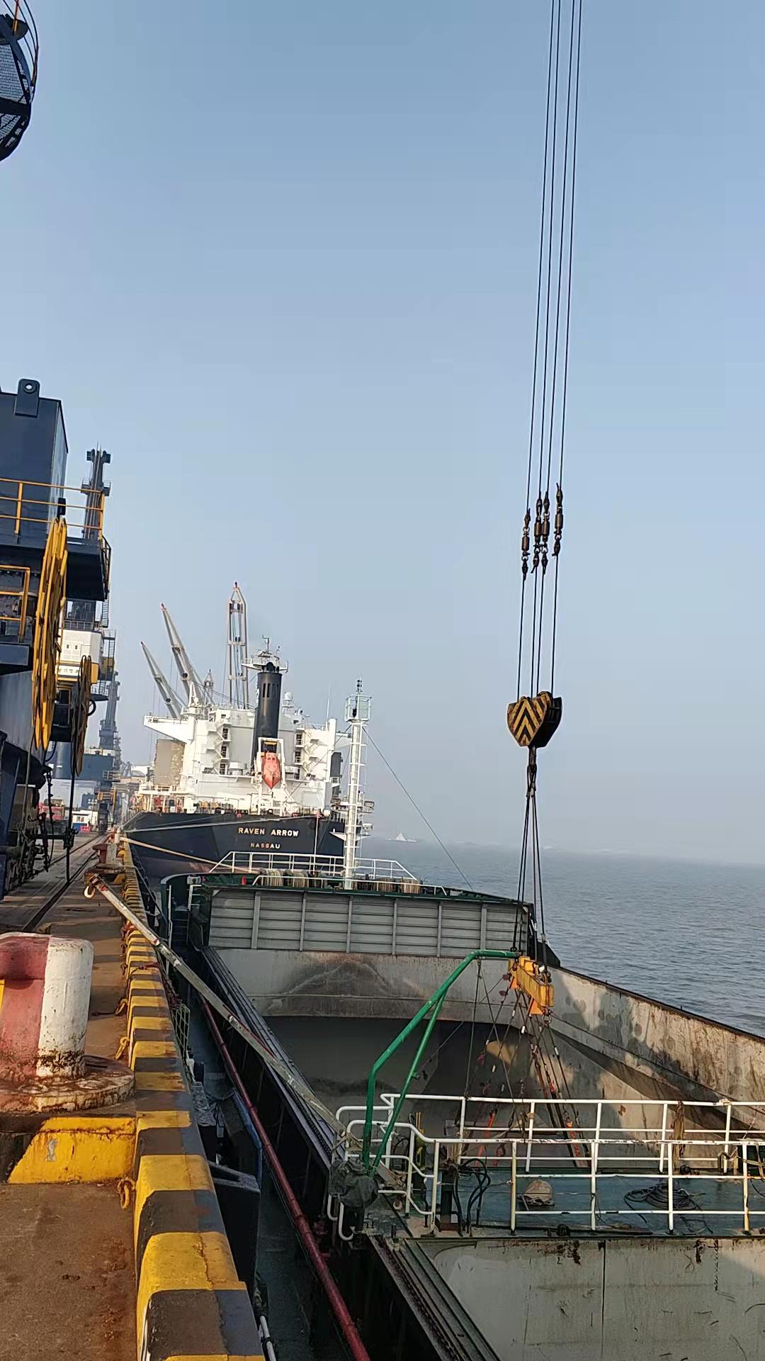 钢材长江水运价格，钢梁运输船，内河船舶运输有限公司