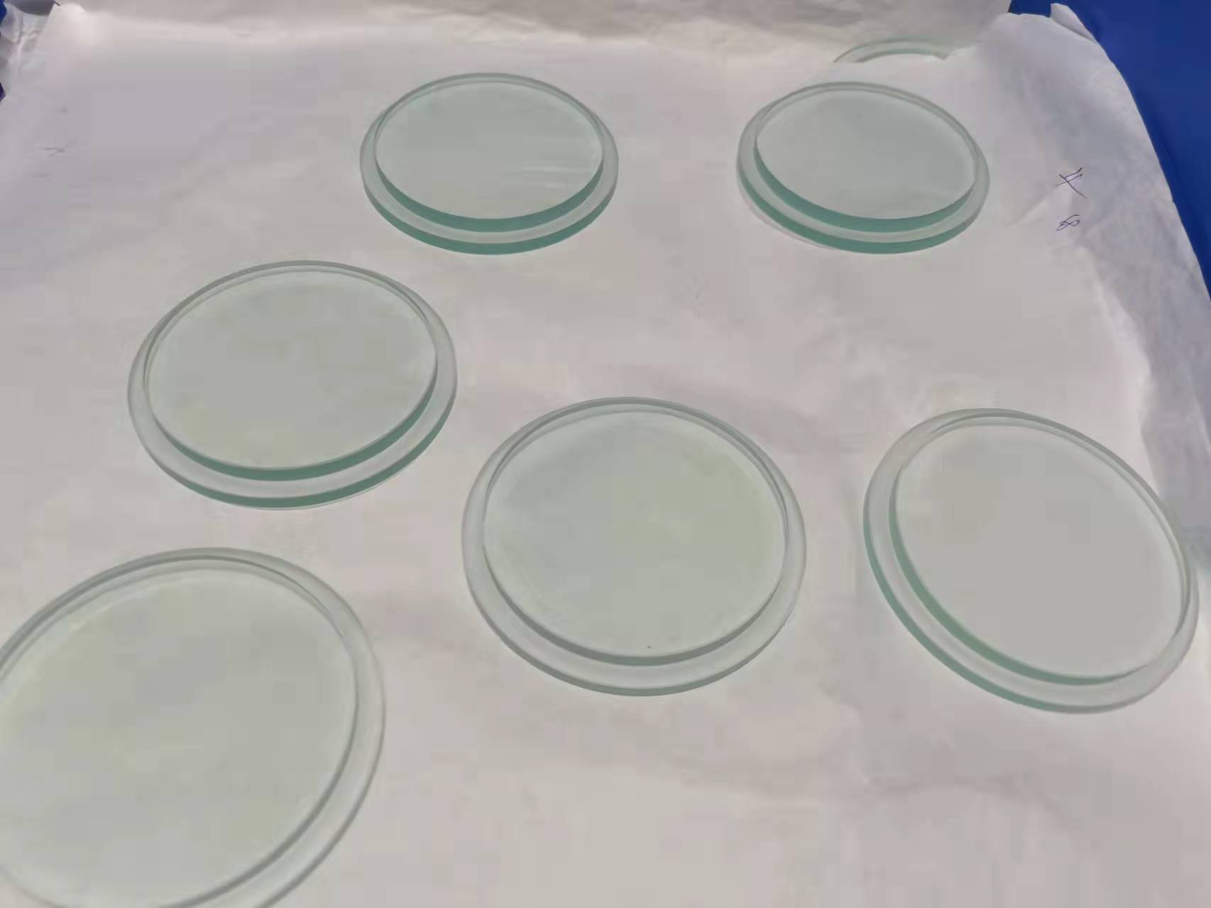 厂家供应 光学玻璃 电子玻璃  丝印玻璃 光学玻璃图片