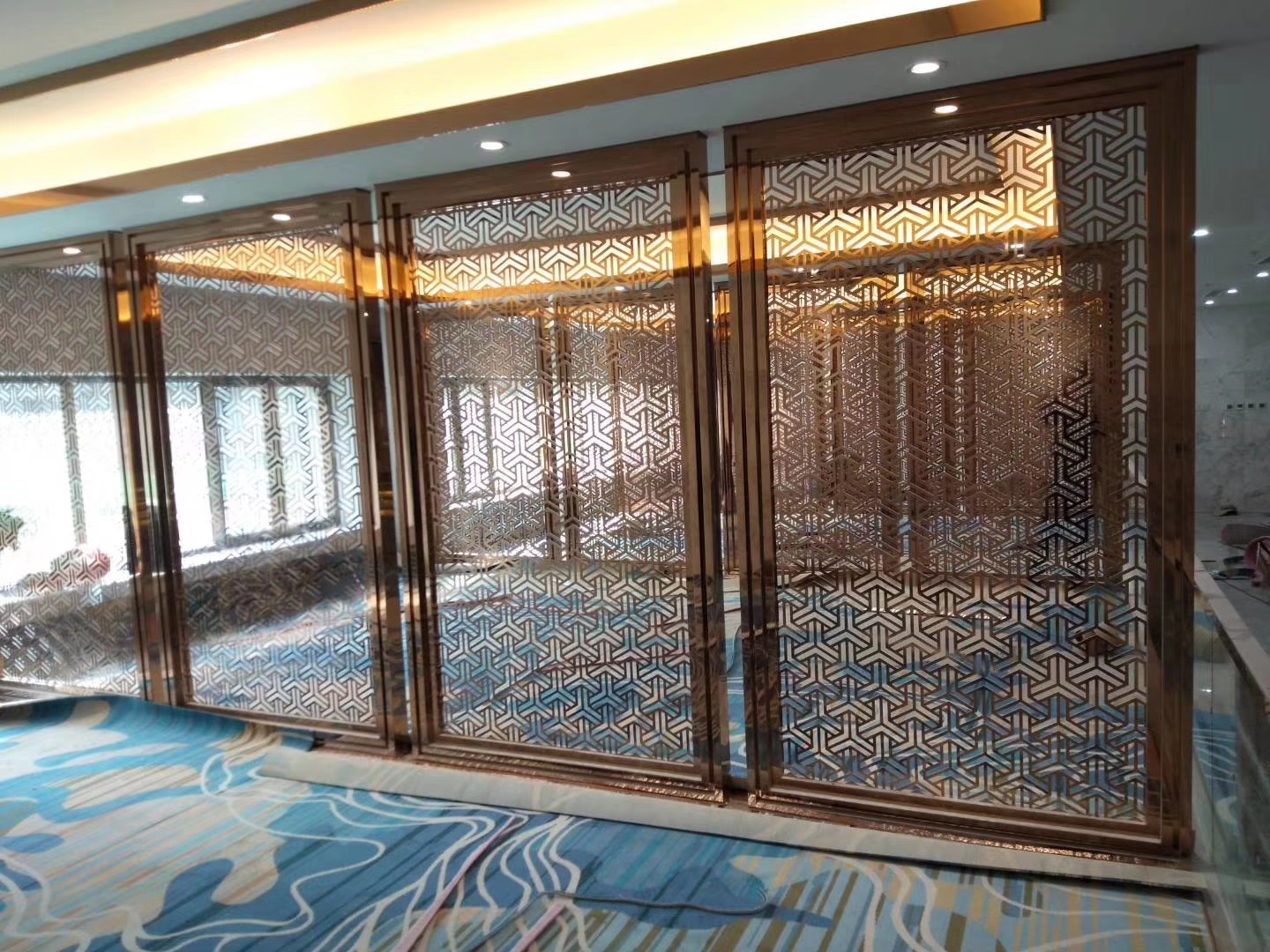 新中式屏风隔断 不锈钢金属装饰玄关 客厅酒店屏风