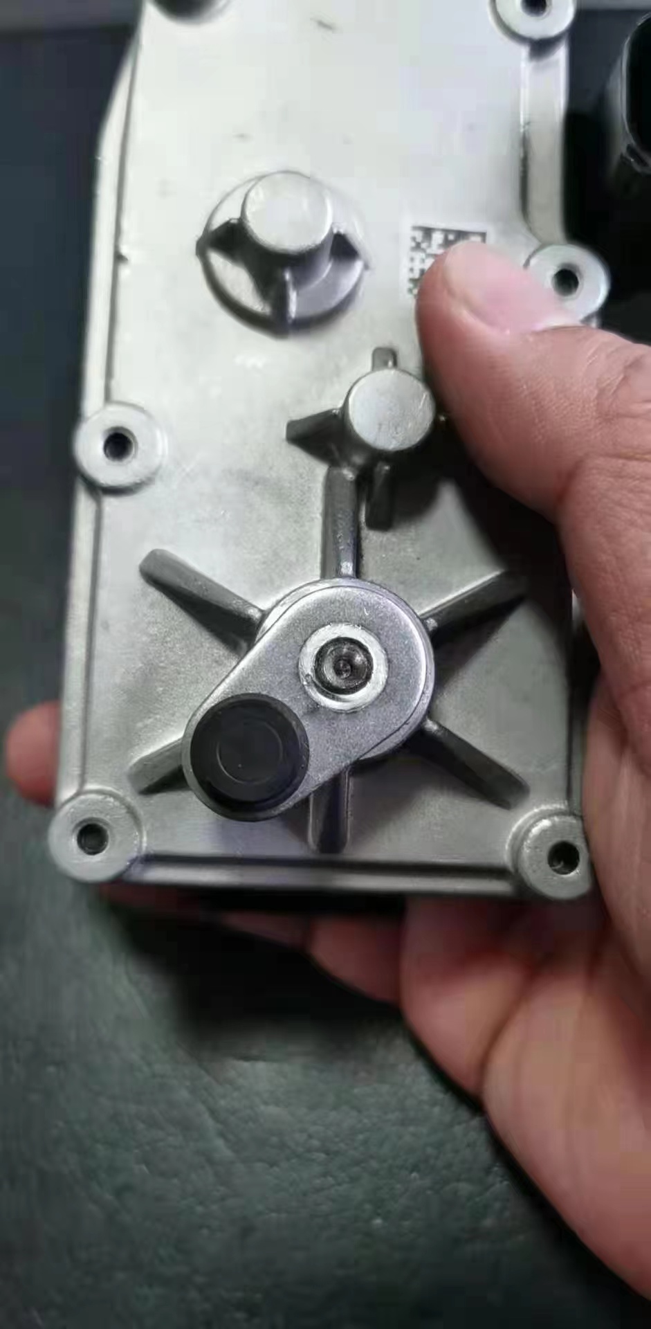 辽宁鞍山激光焊接机不锈钢焊接机货架焊接机厂家