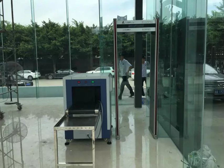 南昌汽车站行李X光安检机厂家，AD-8065多能量X光安全检查设备