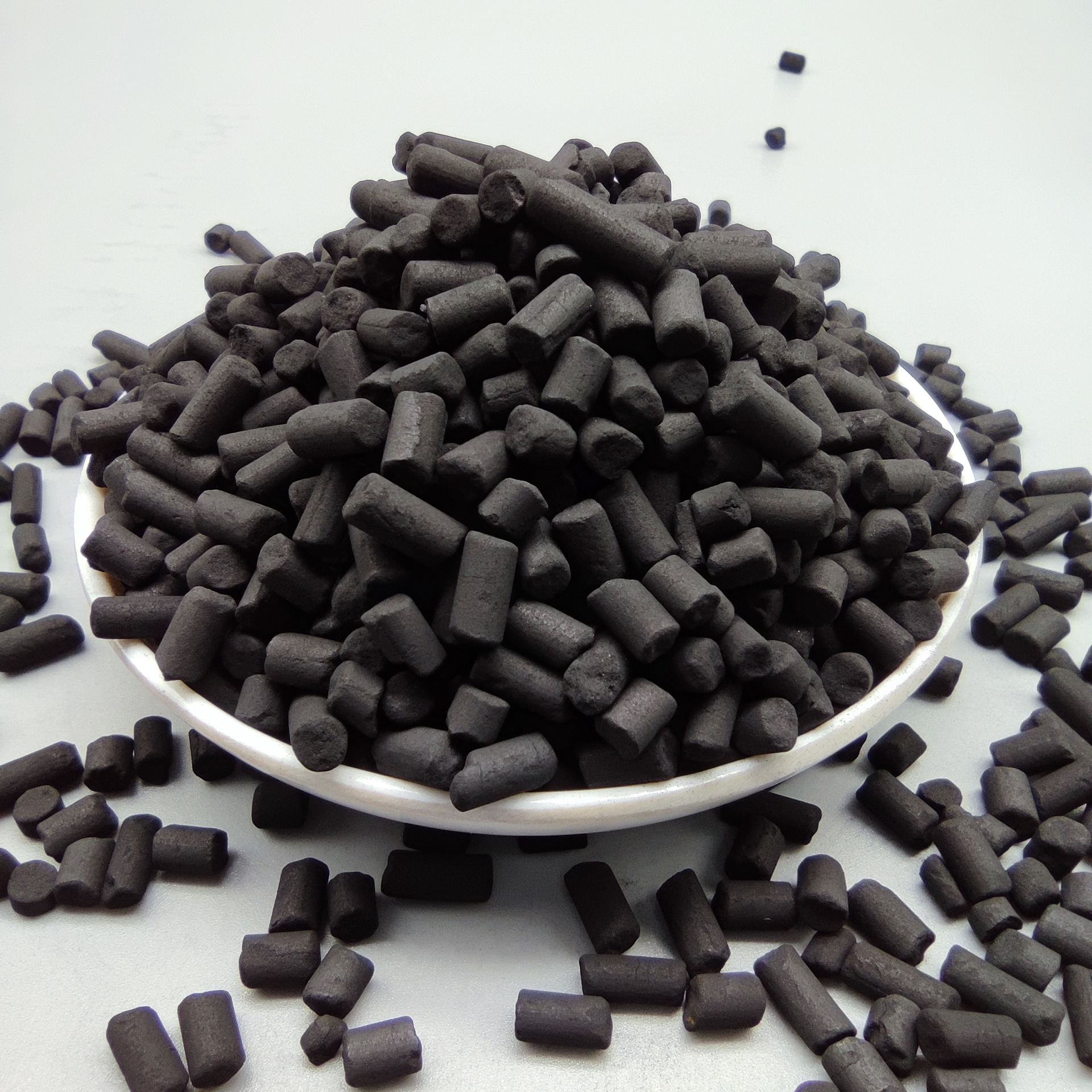 煤质脱硝柱状炭 有机溶剂回收柱状炭 强吸附易脱附