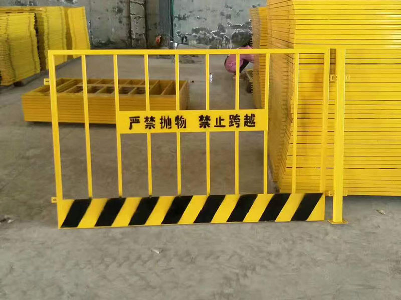 东莞黄江施工铁马护栏 基坑护栏 塑料护栏