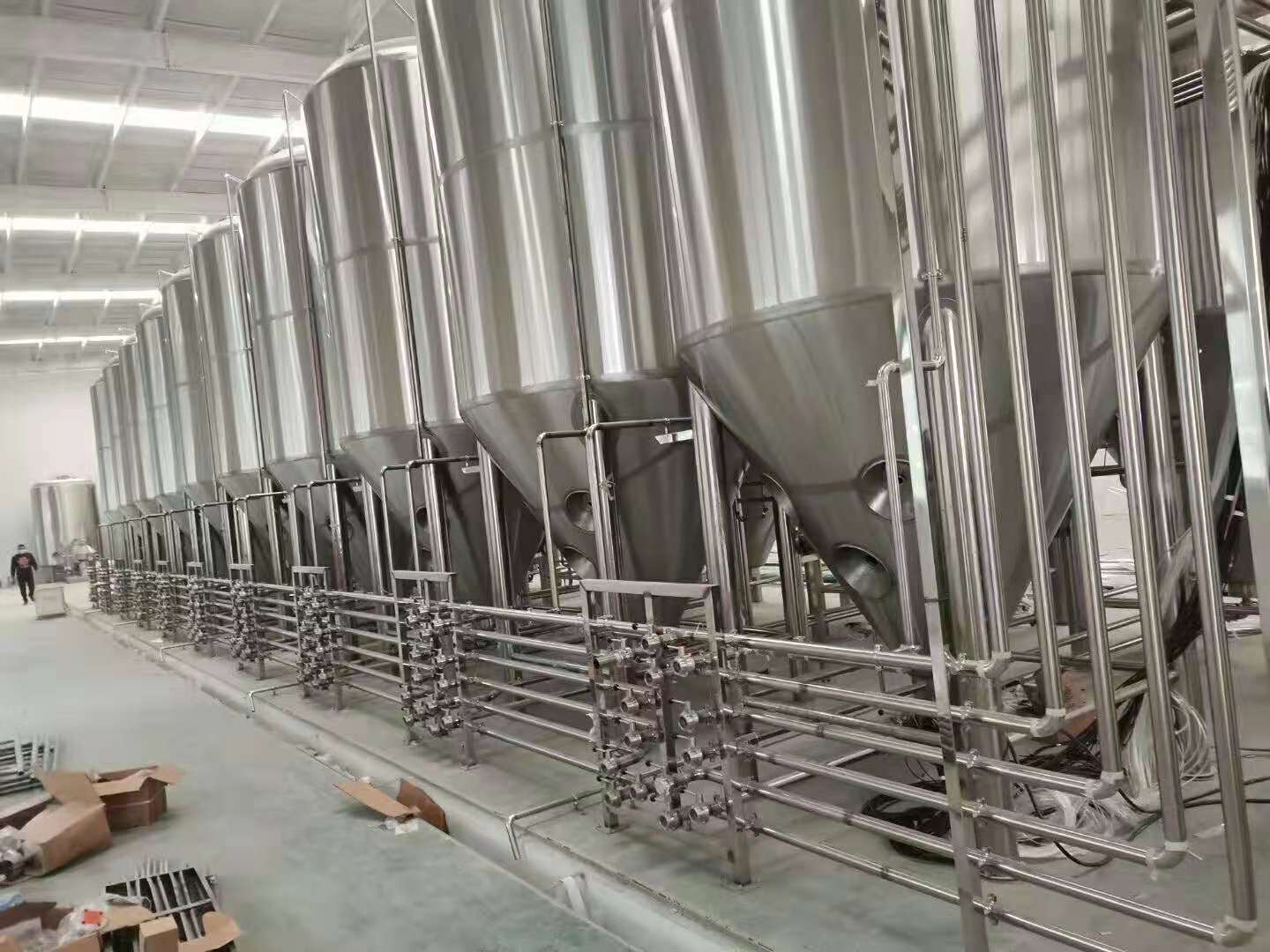 大型精酿啤酒设备制作厂家 年产20吨酒厂精酿啤酒设备