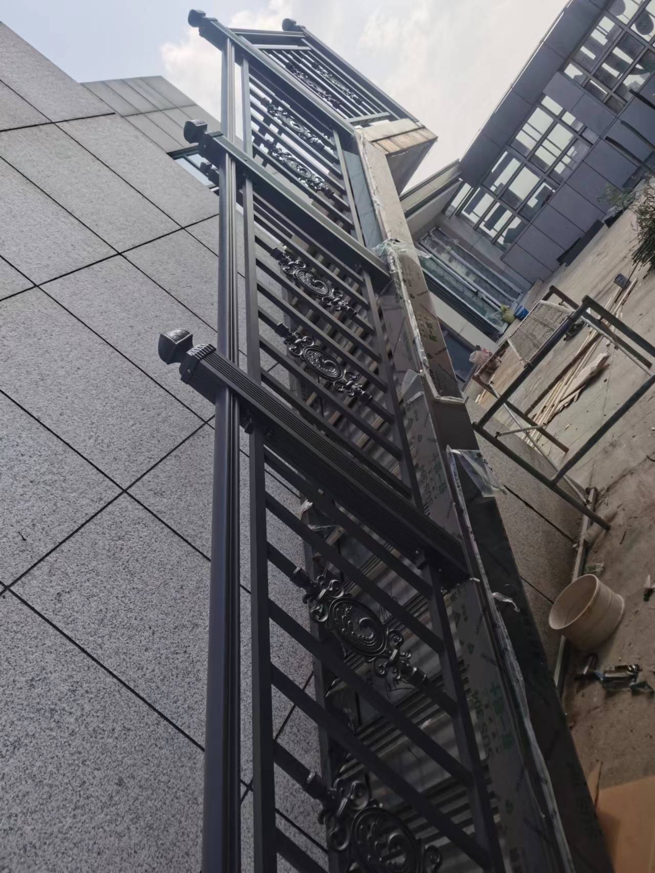 宁波酒店会所铝艺楼梯扶手安装、定做价格