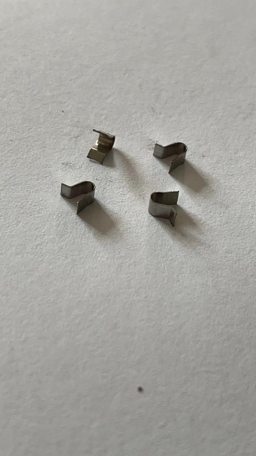 小扁线弹片哪里找，不锈钢301小弹片，厂家批发定制 不锈钢小型扁线弹簧