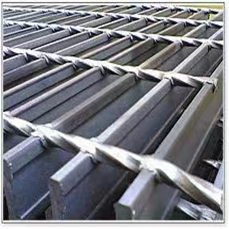 莱昌钢格板厂供应热浸镀锌钢格栅板-一呼百应图片
