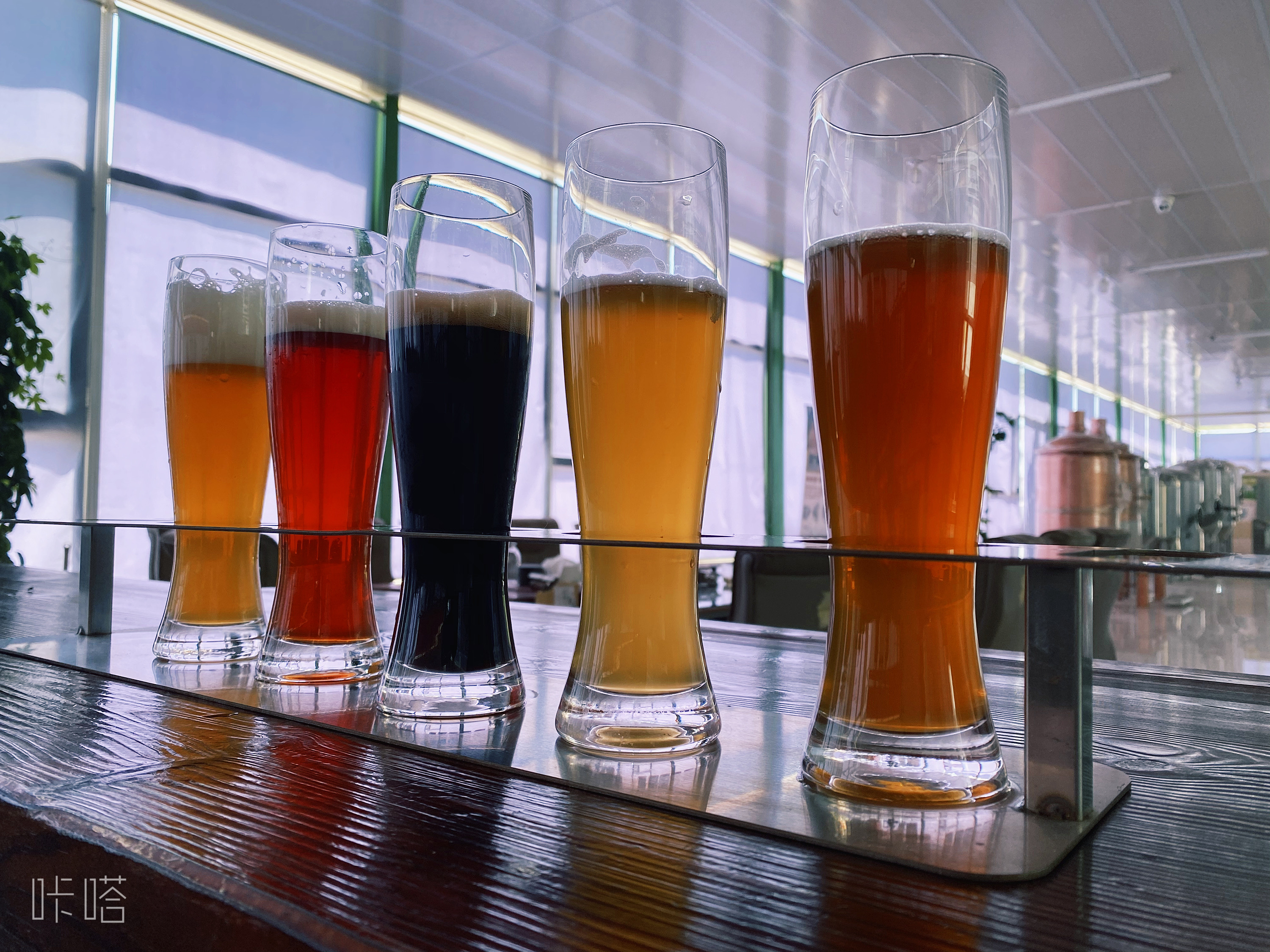 西安大型酒吧日产3000升精酿啤酒设备5000升精酿啤酒设备生产线