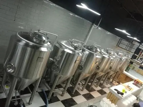 沧州市哈尔滨定制直销小型自动化啤酒设备啤酒厂精酿啤酒设备商厂家