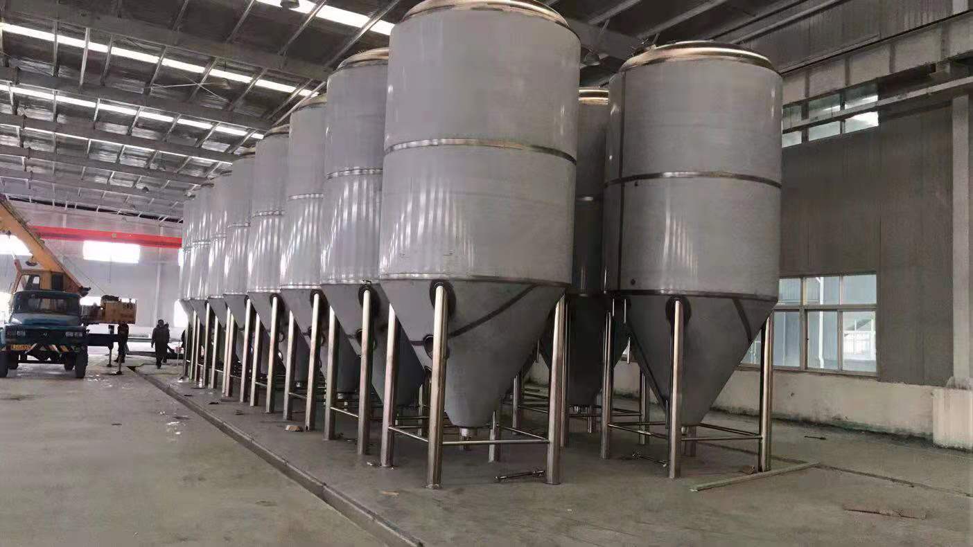 广西大型自动化精酿啤酒设备精酿啤酒设备加工厂家