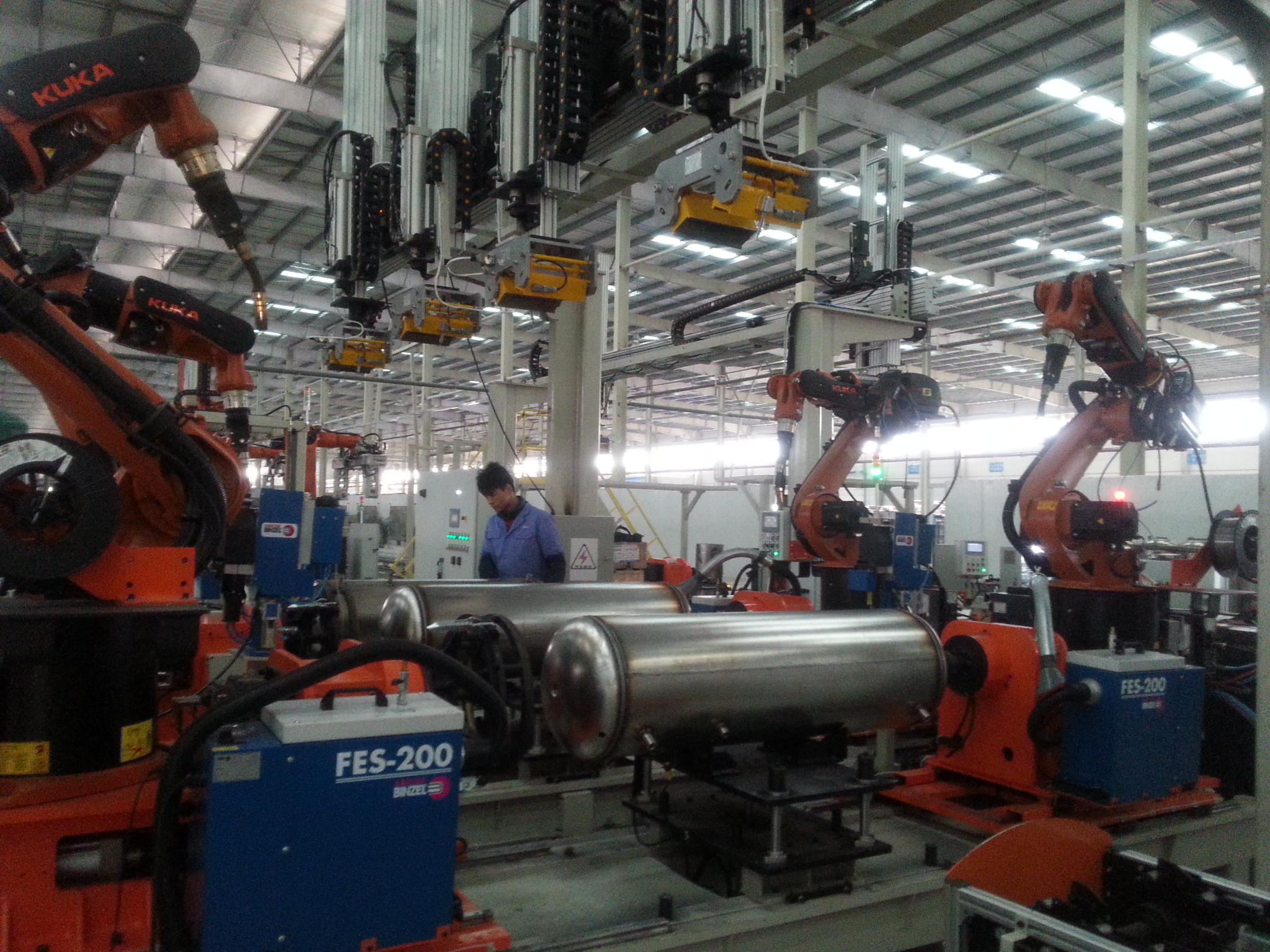 广州库维焊接机器人-悬挂式焊接机图片
