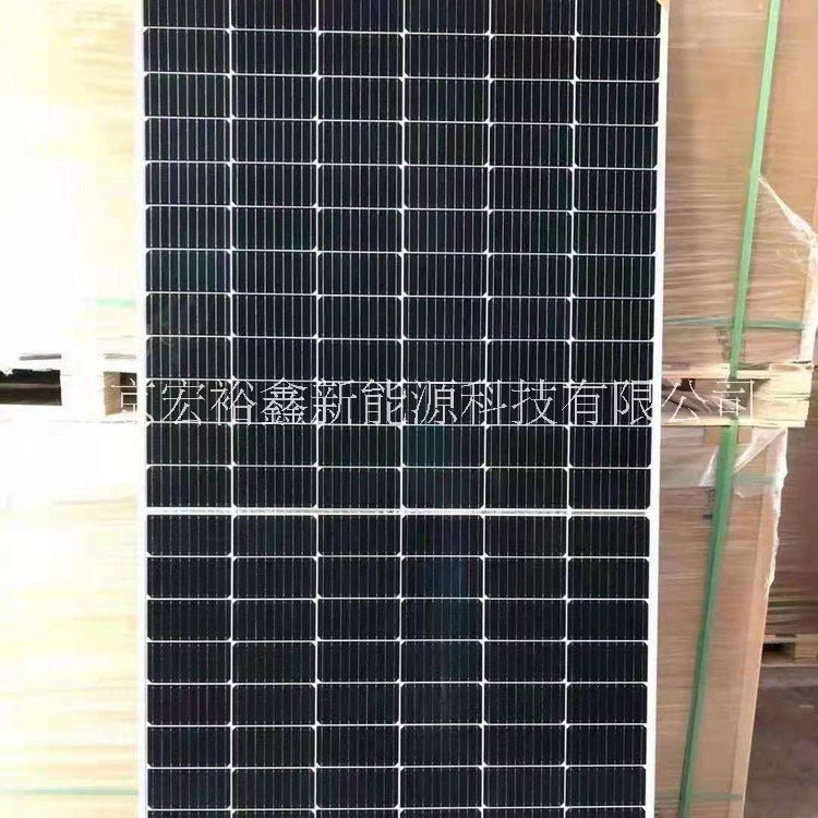回收80-650W各种新旧光伏板，太阳能板