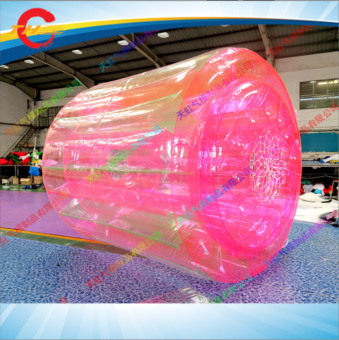广州水上充气滚筒定制 1.8M水上滚筒价格 TPU滚筒球生产厂家 水上充气玩具供应