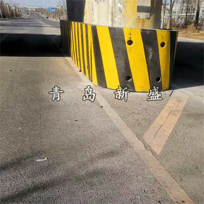 新盛定制 立交桥 停车场桥墩 复合材料防护装置