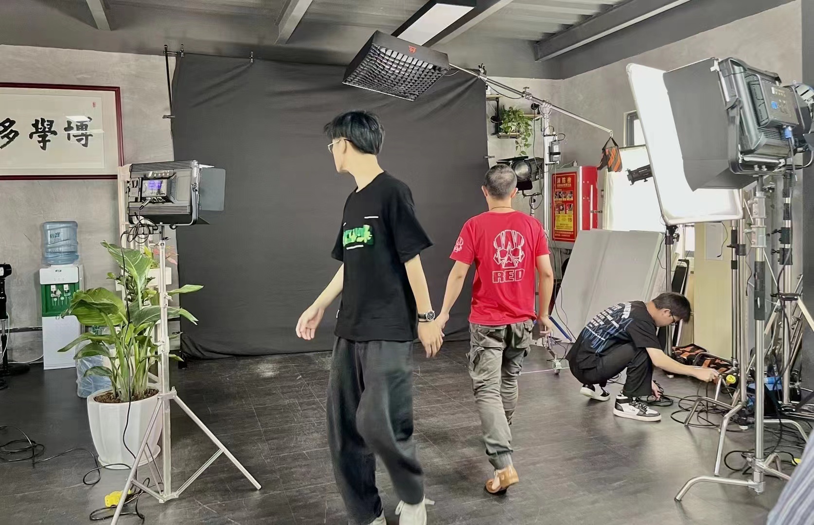 广州短视频工厂运营公司短视频赋能实体厂家一站式工厂营销平台