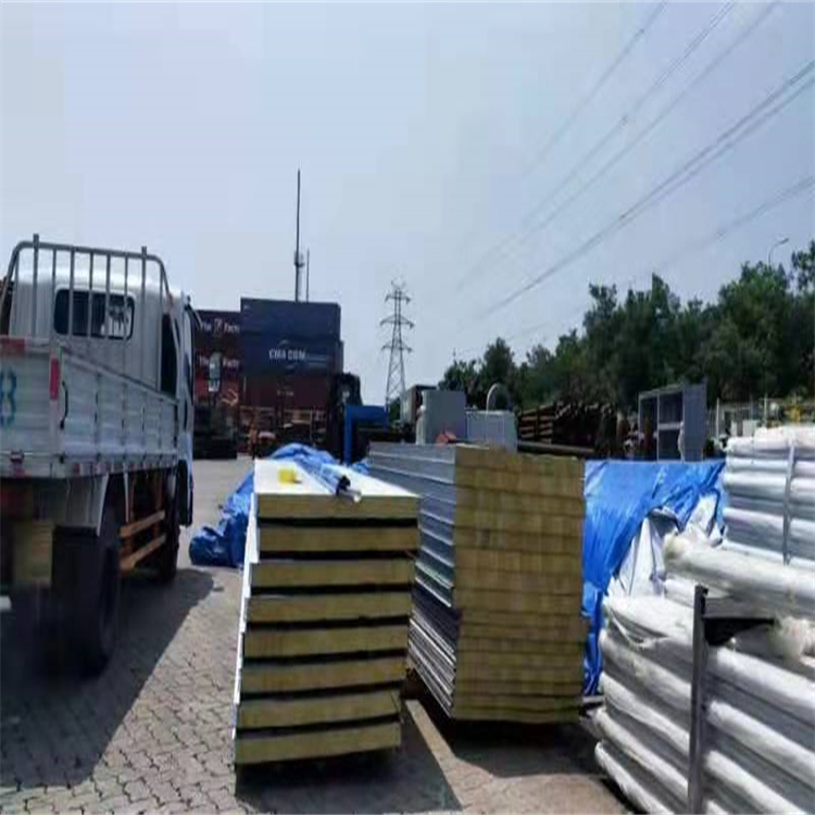 天津红桥区彩钢板厂家 防火岩棉彩钢板安装 工地活动板房安装拆除