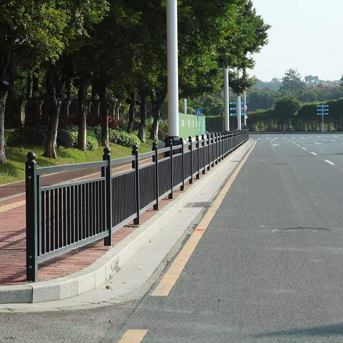 广州市京式护栏城市道路隔离护栏交通公路护栏现货实惠