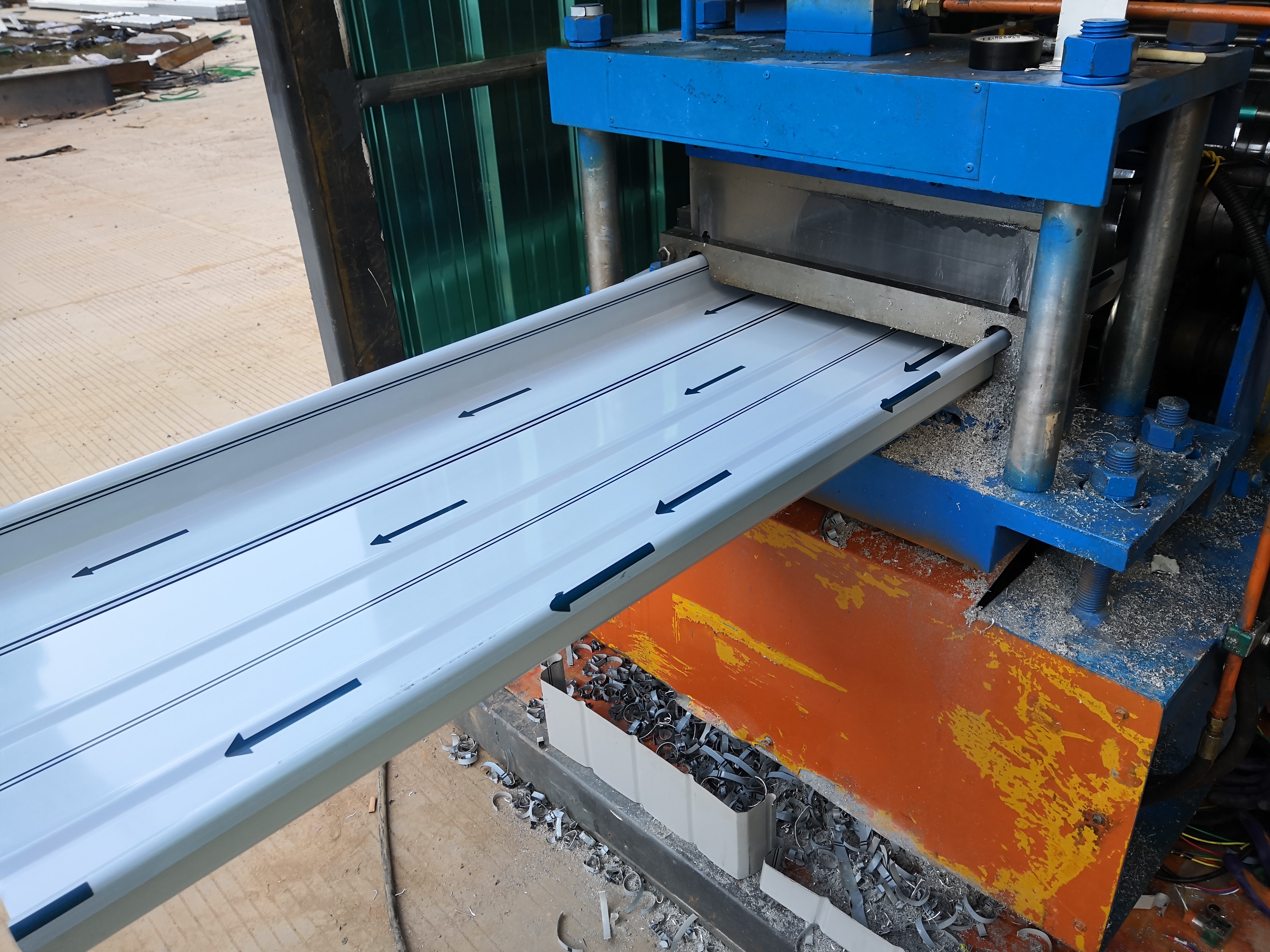 铝镁锰金属屋面板生产厂家?/供应商? 铝镁锰屋面板