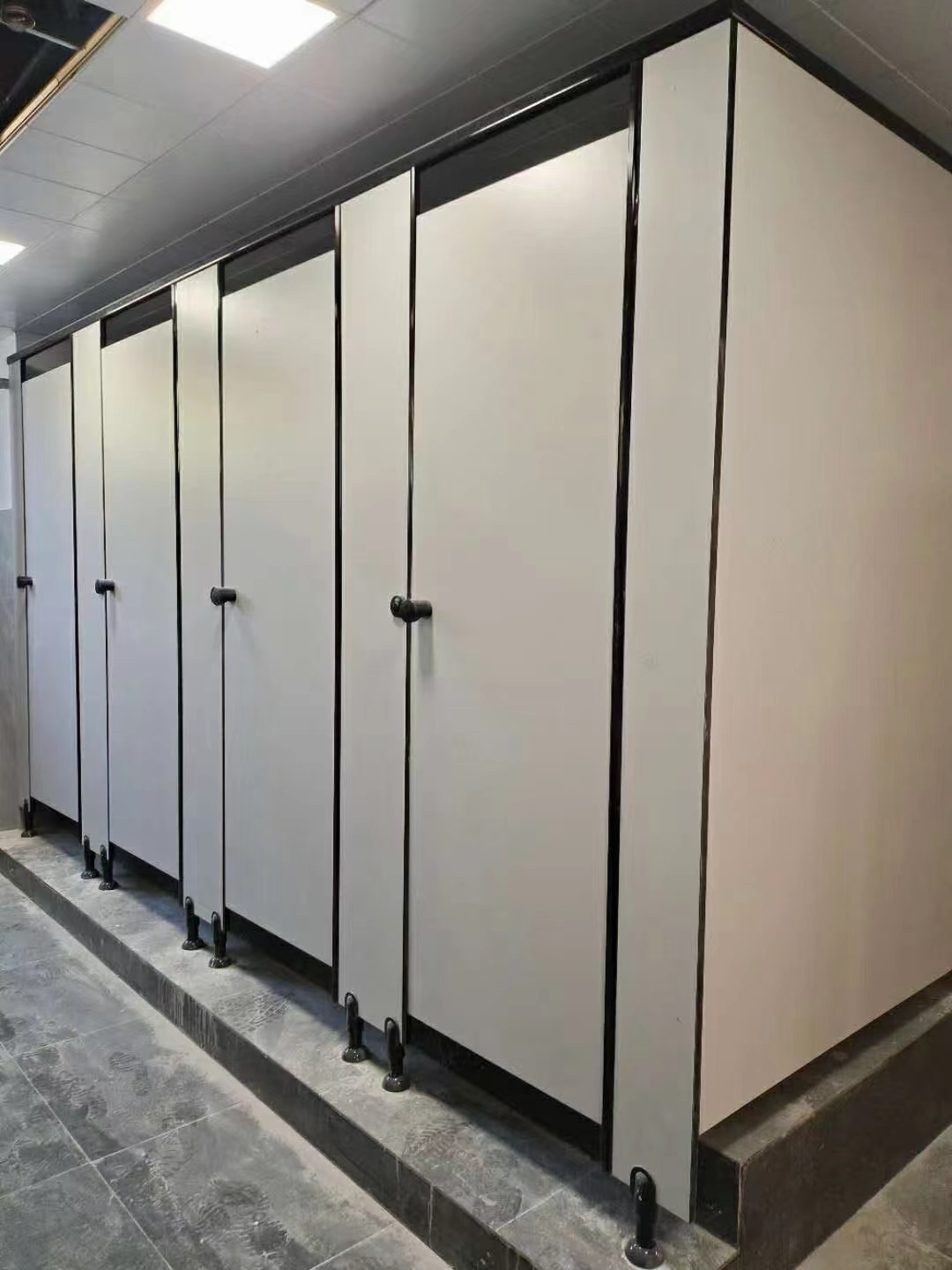 江门公共卫生间隔断板厕所隔板学校工厂公共卫生间隔断