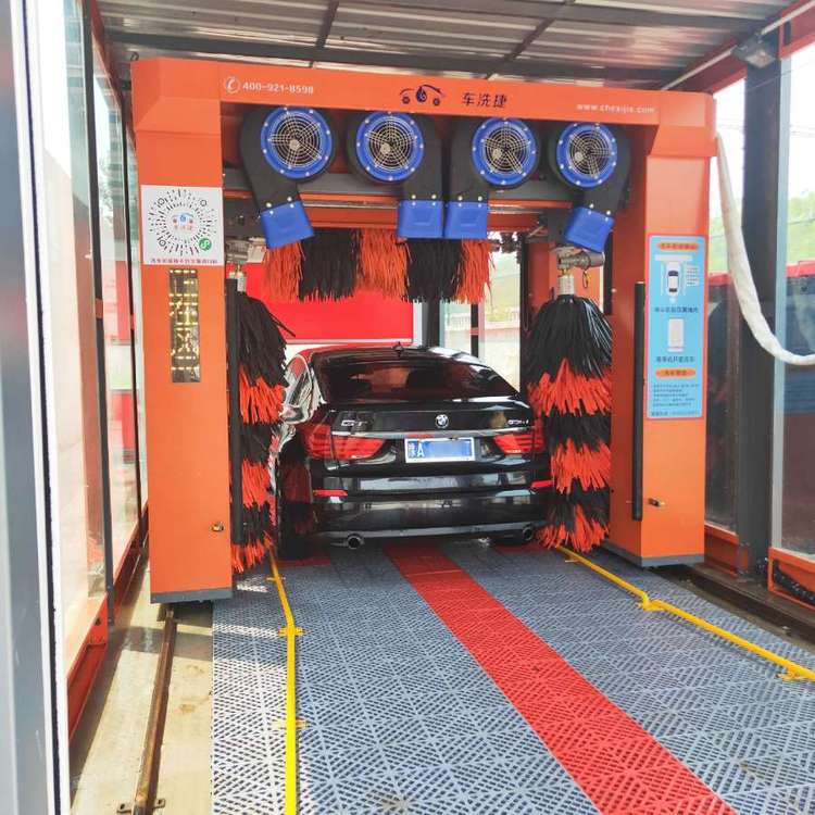 加油站合作哪个全自动洗车机品牌好？洗车机与加油机的安全距离需要留多少？