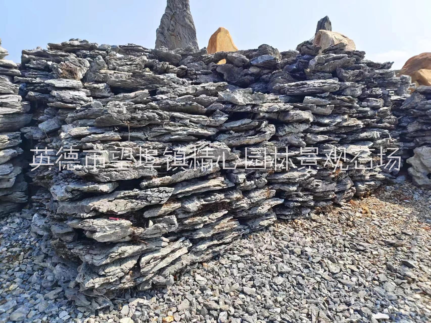 英石叠石出售100斤左右规格的主要运用假山驳岸工程中的常用石头批发零售图片