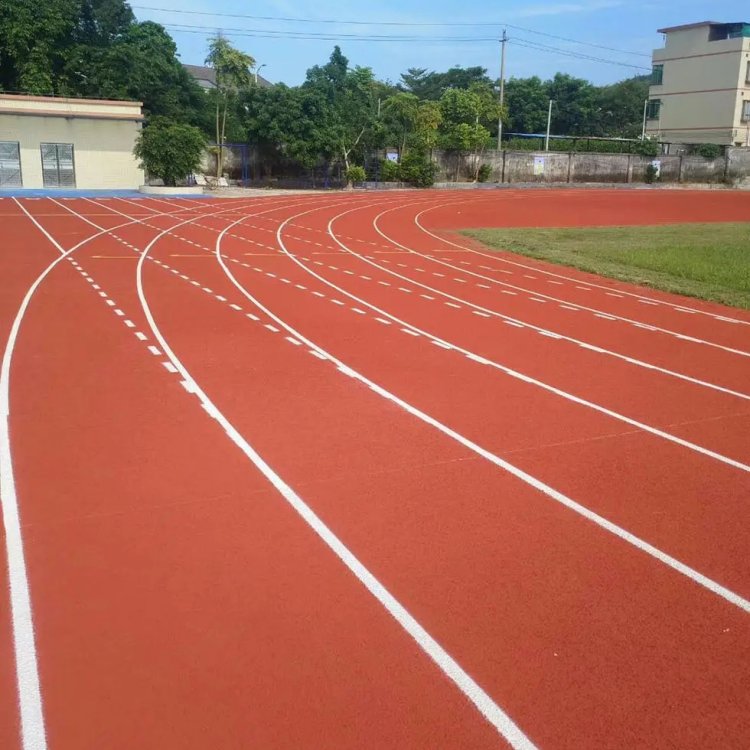 北海塑胶跑道施工_学校操场跑道球场设计施工_北海学校塑胶跑道翻新_能冠体育设施工程