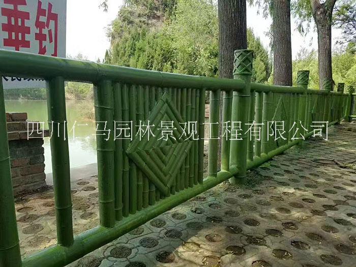 成都市新农村风貌改造仿竹围墙护栏厂家