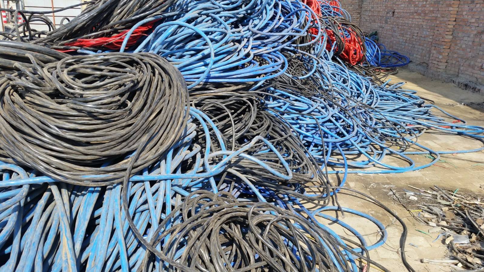 电缆电线回收 工程剩余电缆线 电线电缆回收电话 昆明旭洋再生资源回收有限公司