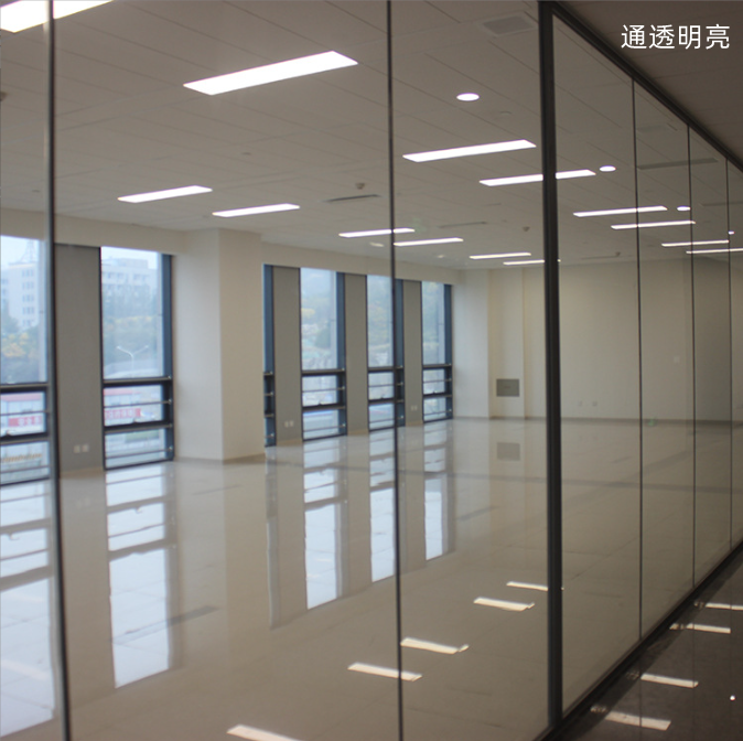 江苏办公室玻璃隔断 玻璃隔墙在发展中成长