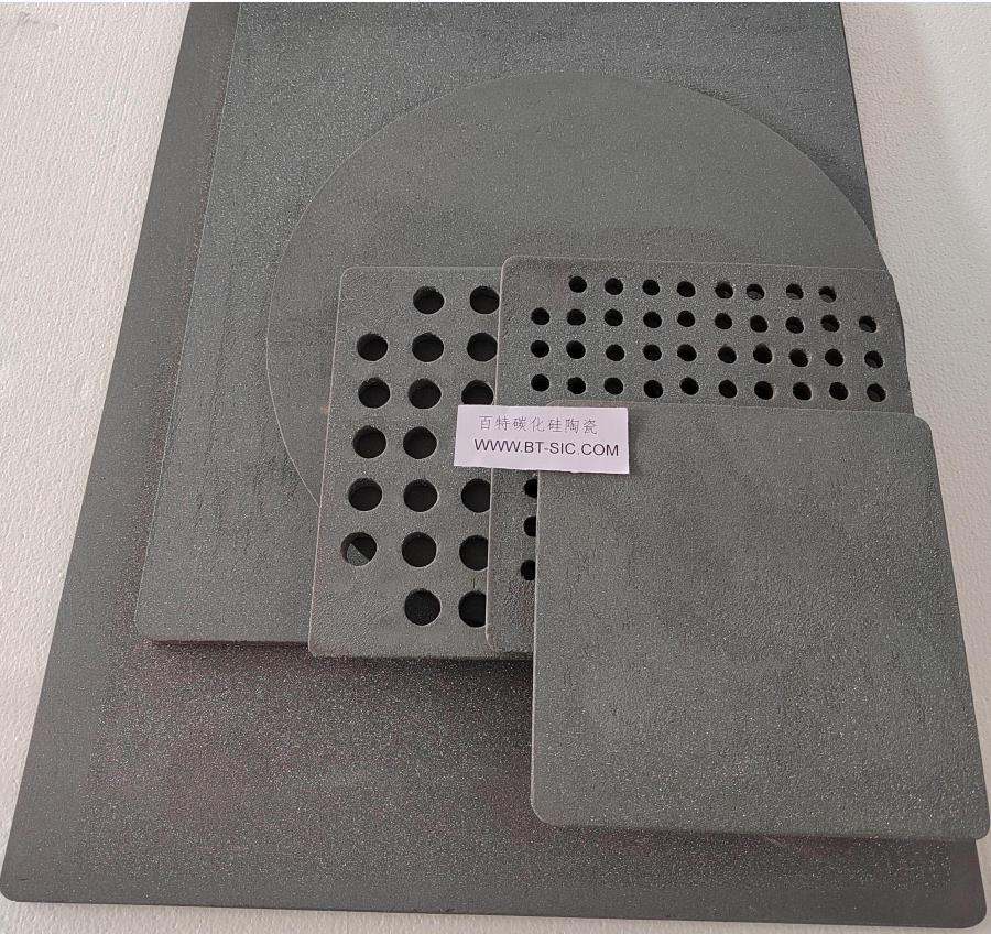 重结晶碳化硅板（用于氧化铝氧化锆陶瓷窑炉的承烧板） 重结晶碳化硅板1650°