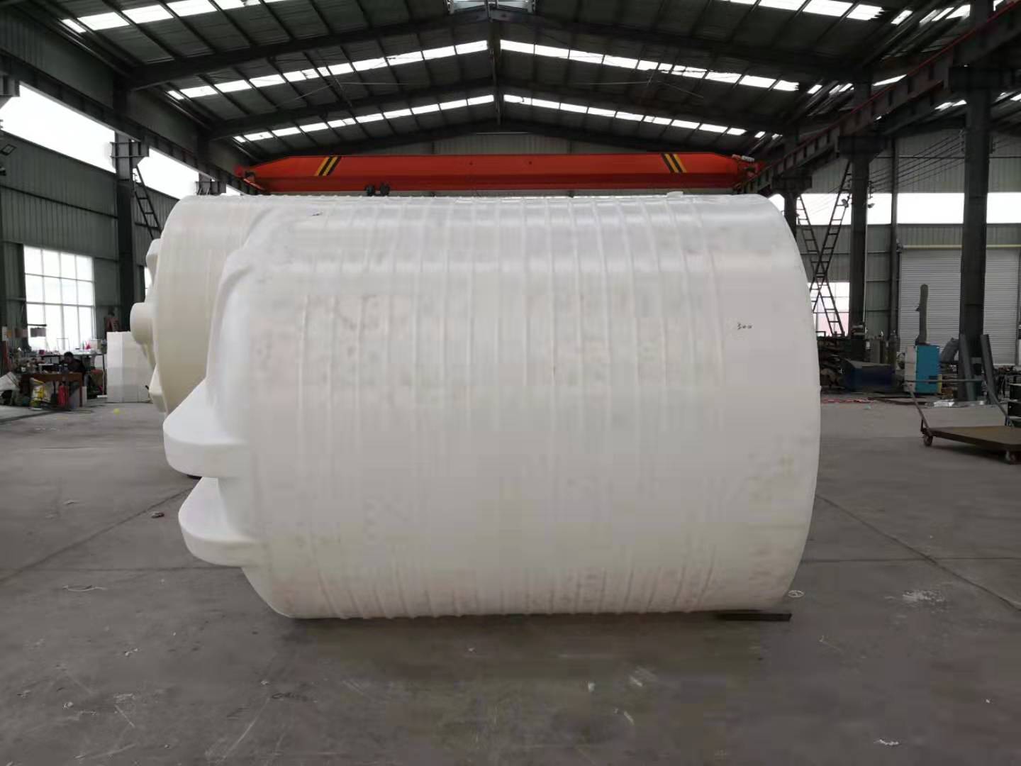 西藏化工储罐 酸碱储罐 防腐容器 塑料容器 PE水箱 加药箱 耐高温 耐低温