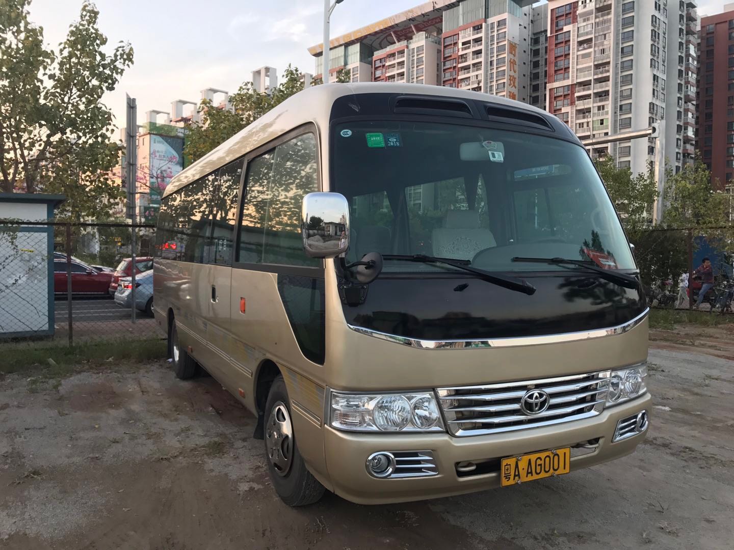 广州旅行租车增城包车旅游租18座37座带司机长途包车图片