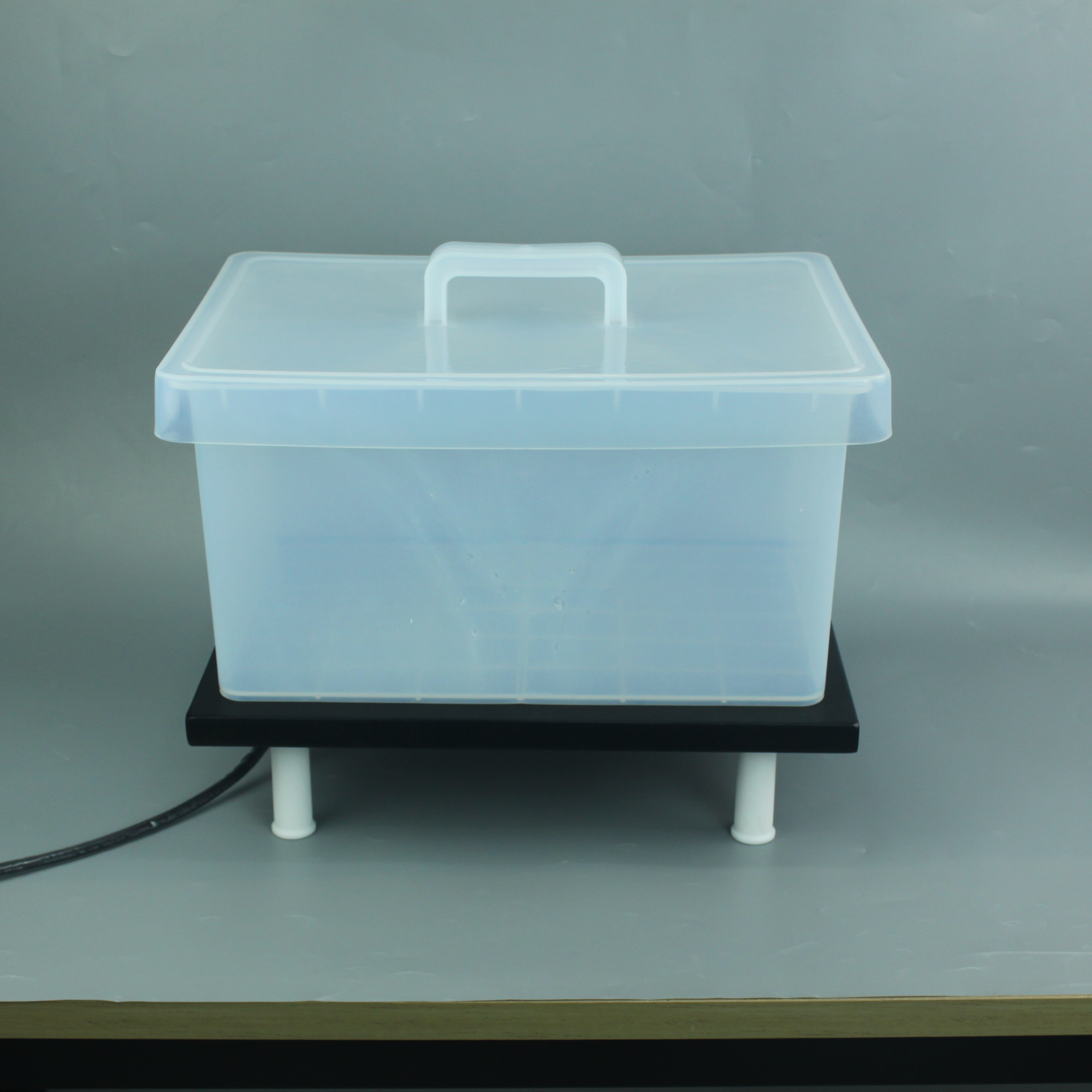 供应PFA清洗槽一体成型 PFA酸缸多种规格可定制 PFA方槽承载晶圆盒耐腐蚀