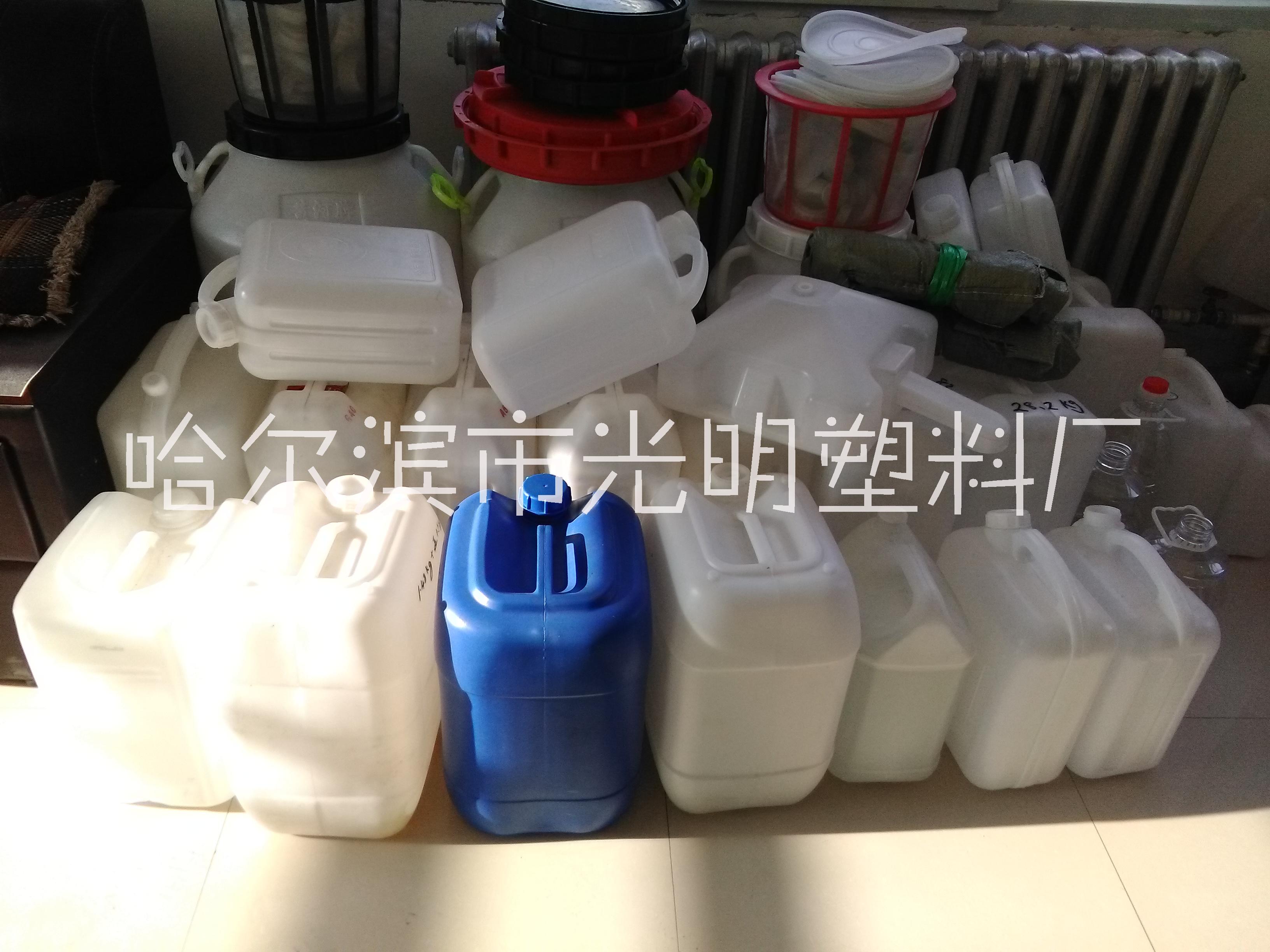 民用塑料桶\哈尔滨邦农牌5kg——50kg民用透明塑料桶批发