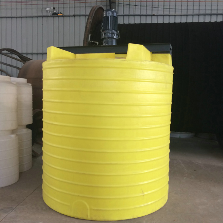武汉供应黄色5吨搅拌桶定制 废水处理PE塑料加药箱 絮凝桶净水剂配液罐