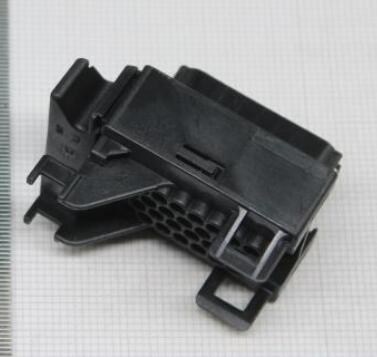 泰科TE/AMP 1393436-2 塑壳接插件 汽车连接器全新现货