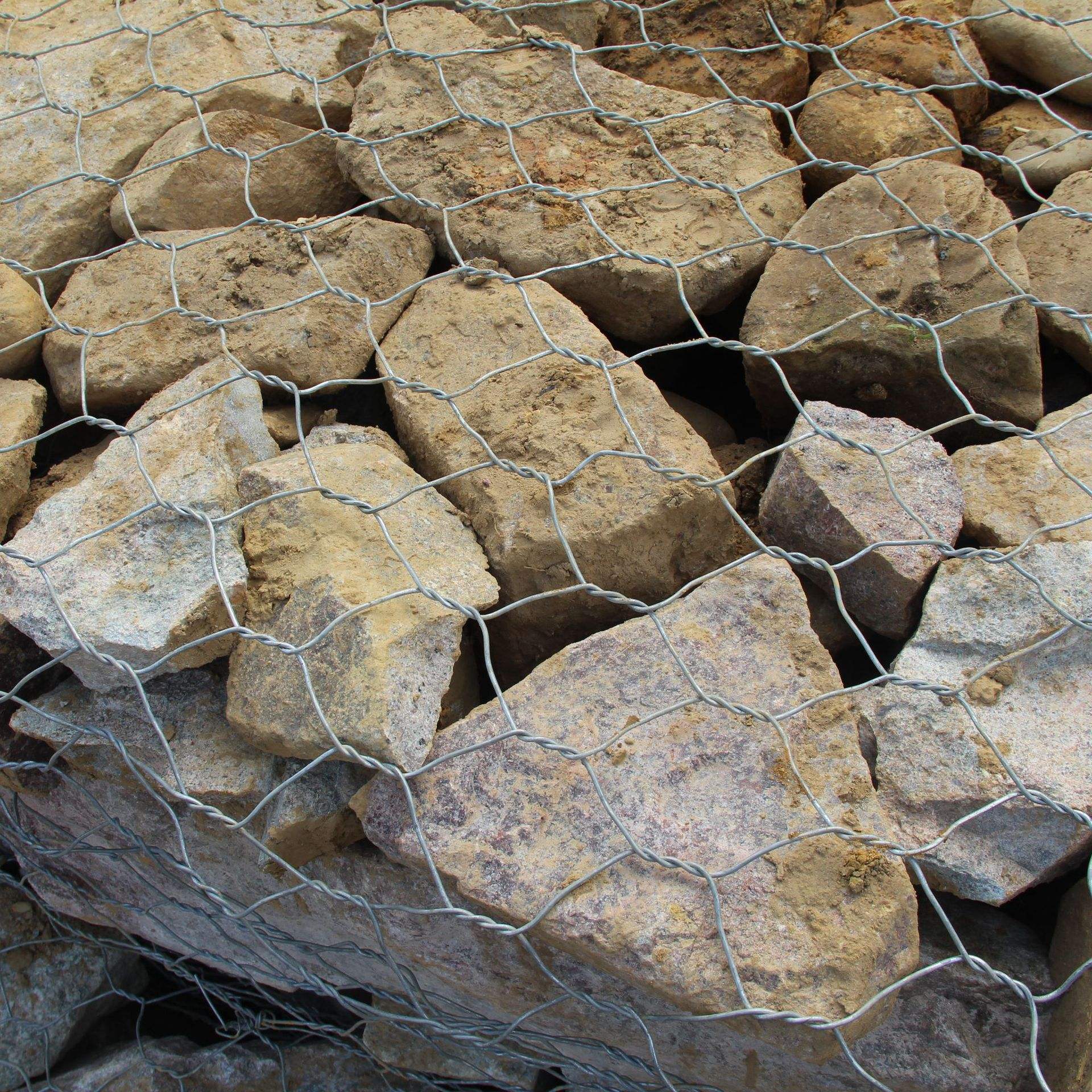 石笼网格宾网铅丝笼生产厂家规格3*1*1米0.5*1*3米图片